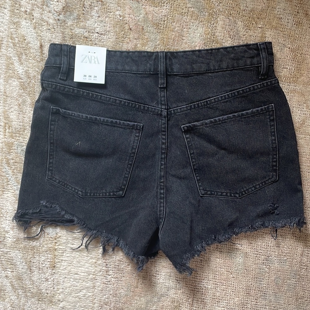 Zara High-Rise Denim Shorts in Black